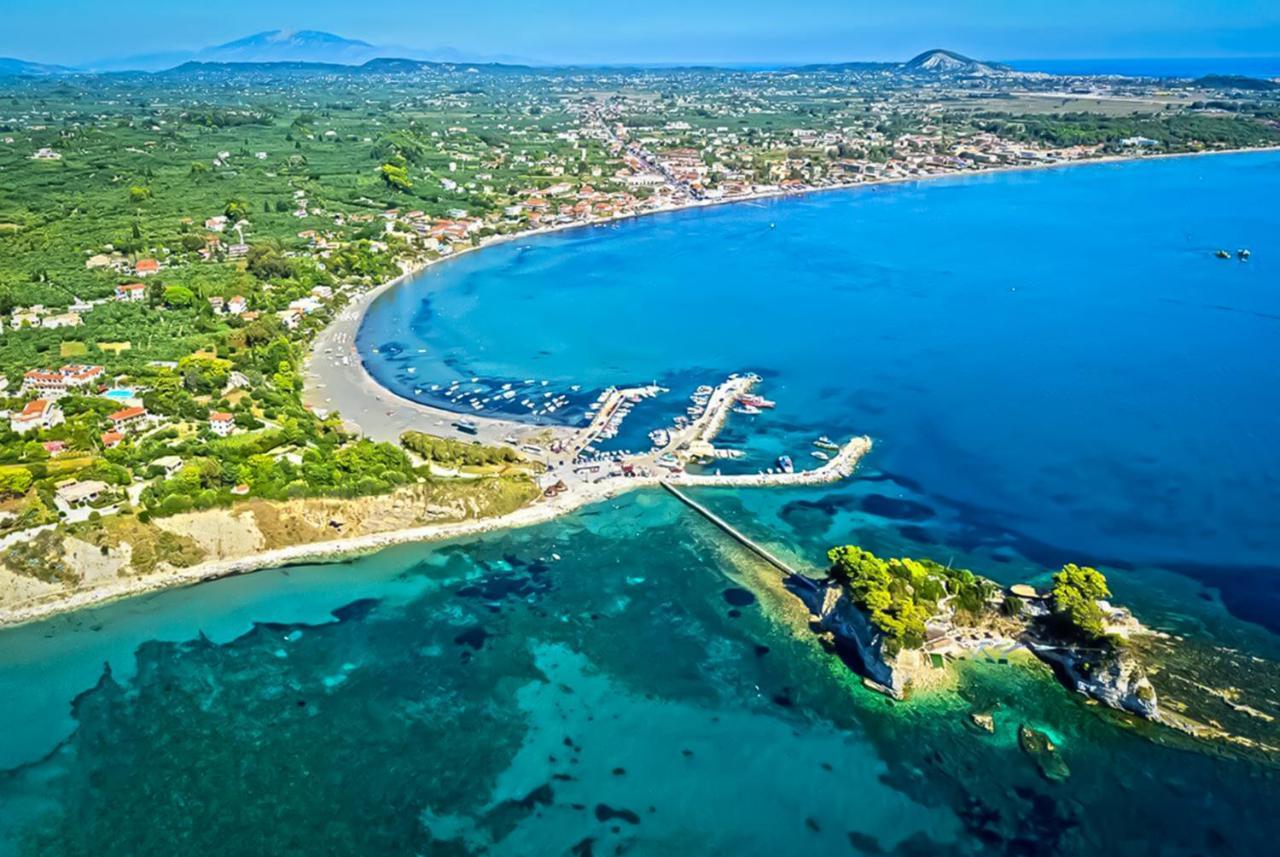 Cubaneros Holiday Inn Laganas Eksteriør billede